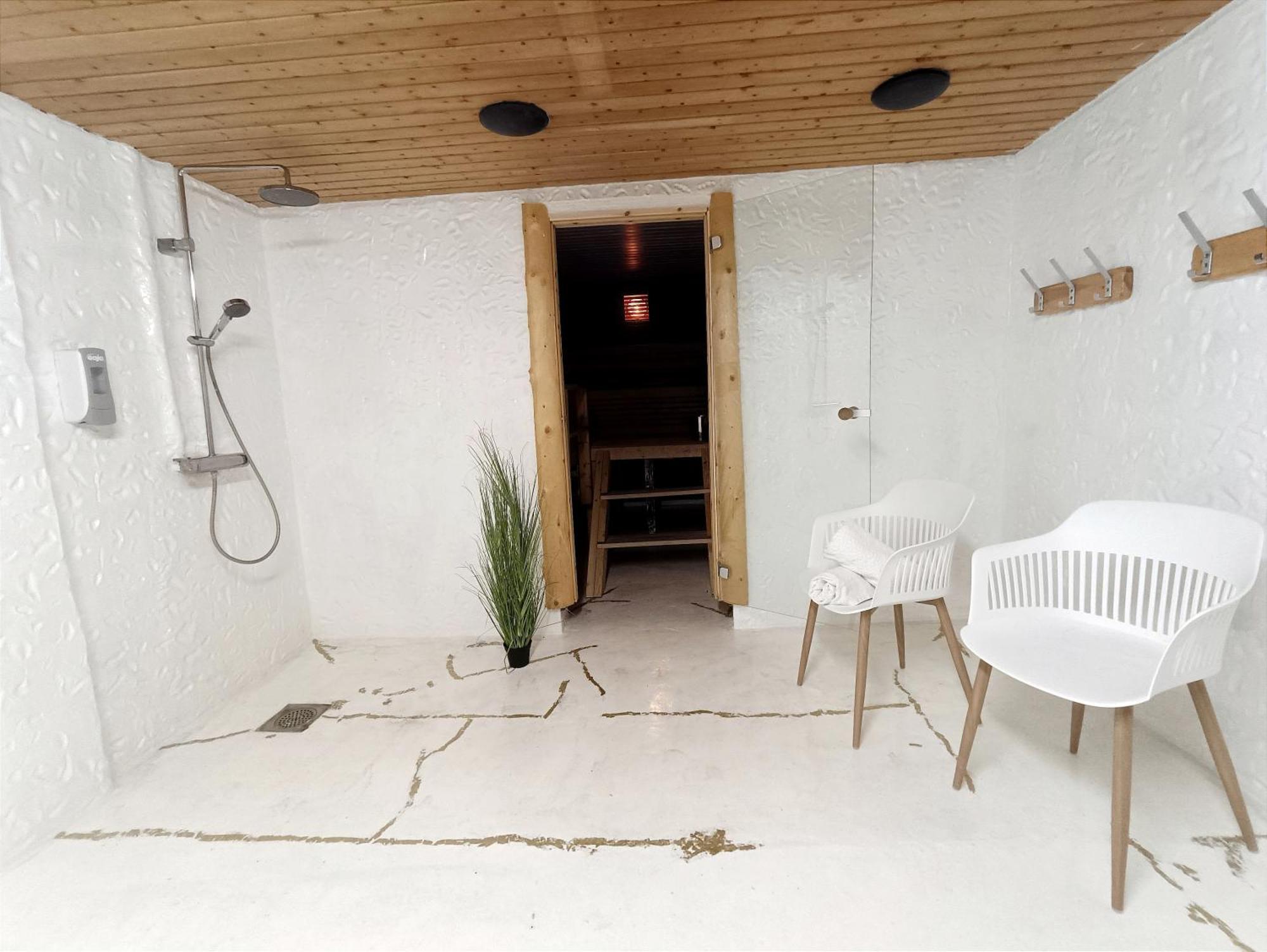 קוסאמו Goiglo Hotel & Hostel מראה חיצוני תמונה